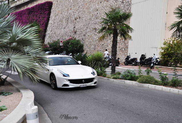 Ferrari FF