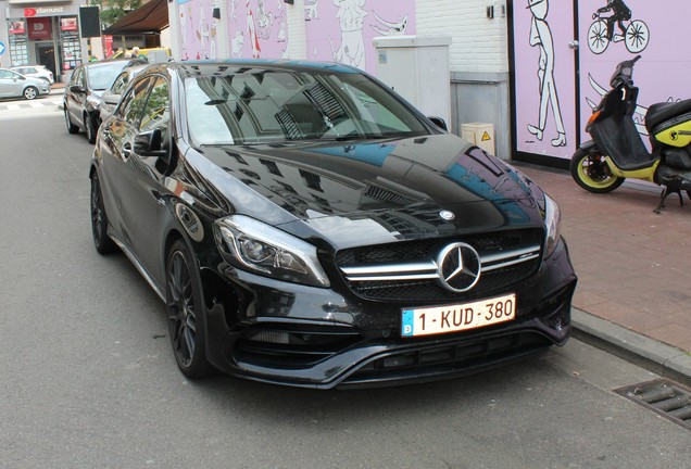 Mercedes-AMG A 45 W176 2015