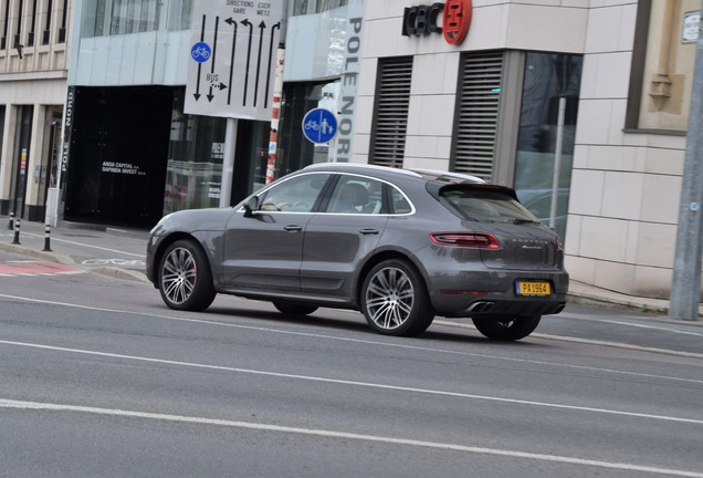 Porsche 95B Macan Turbo