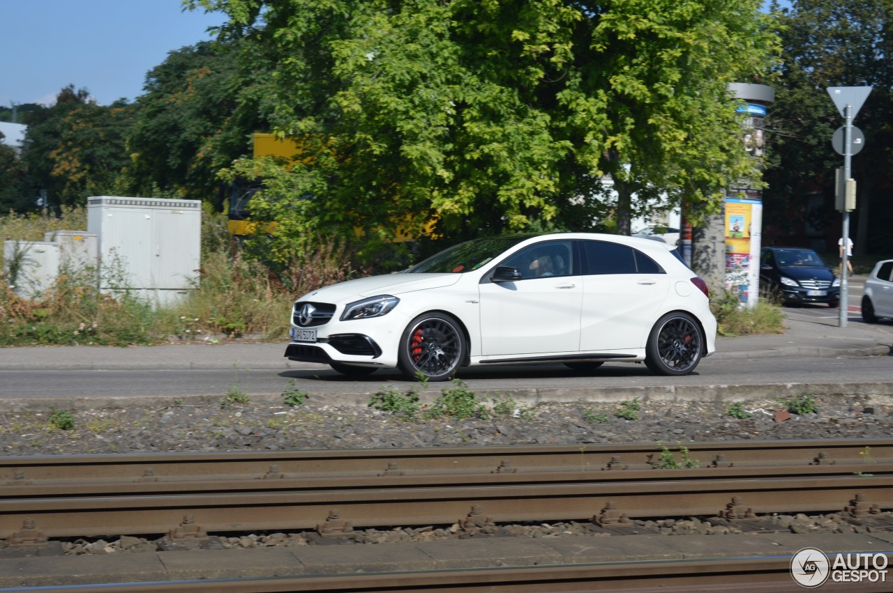 Mercedes-AMG A 45 W176 2015