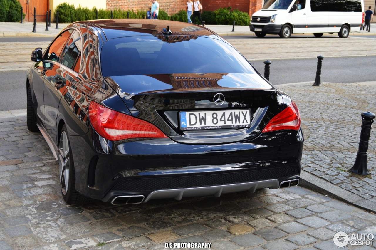 Mercedes-Benz CLA 45 AMG C117