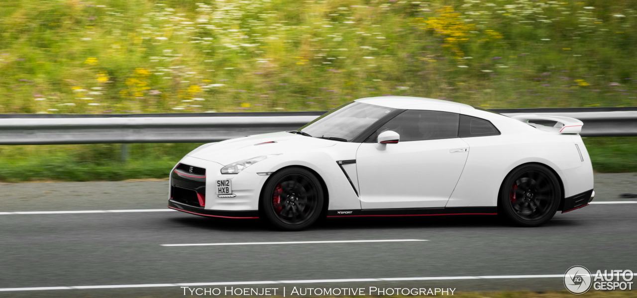 Nissan GT-R 2011 HCC Motorsport 700