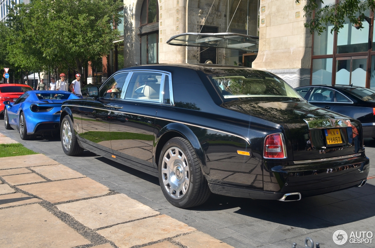 Rolls-Royce Phantom EWB Series II