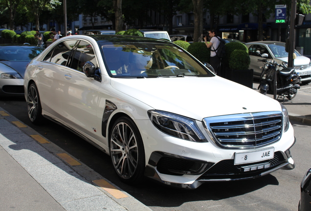 Mercedes-Benz Brabus 900 Rocket