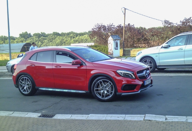 Mercedes-Benz GLA 45 AMG X156