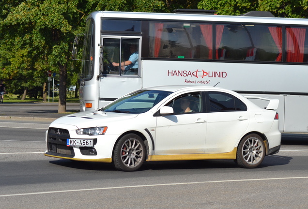 Mitsubishi Lancer Evolution X