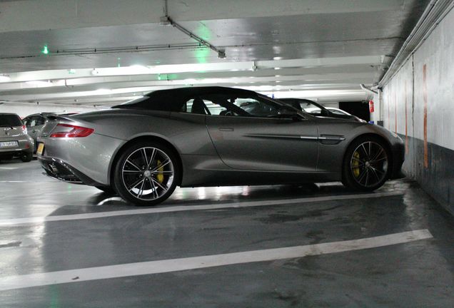 Aston Martin Vanquish Volante