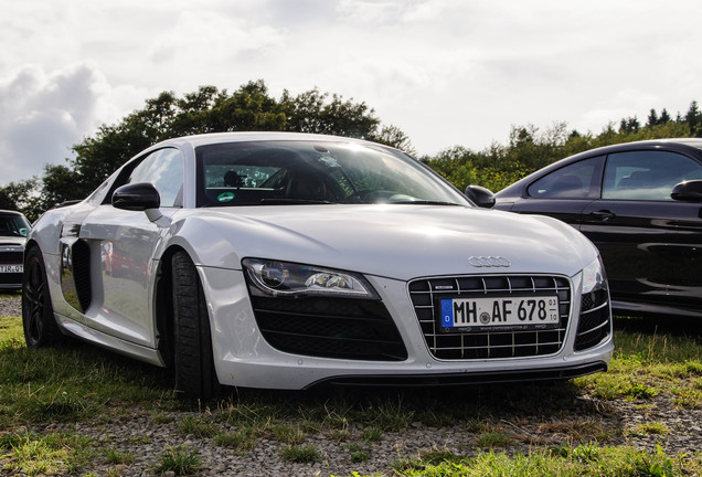 Audi R8 V10