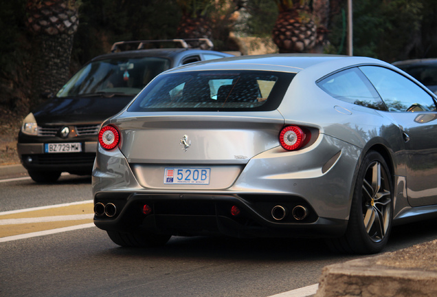 Ferrari FF