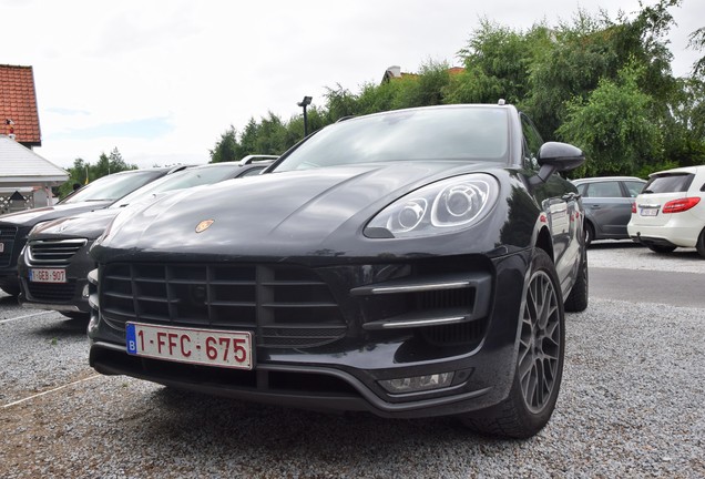 Porsche 95B Macan Turbo