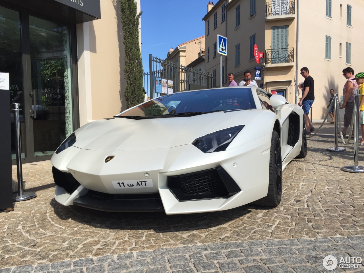 Lamborghini Aventador LP700-4