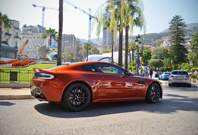 Aston Martin V12 Vantage S