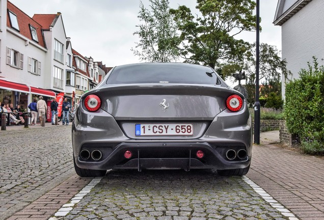 Ferrari FF