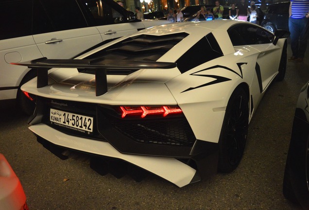 Lamborghini Aventador LP750-4 SuperVeloce