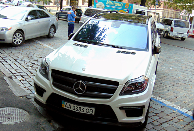 Mercedes-Benz GL 63 AMG X166