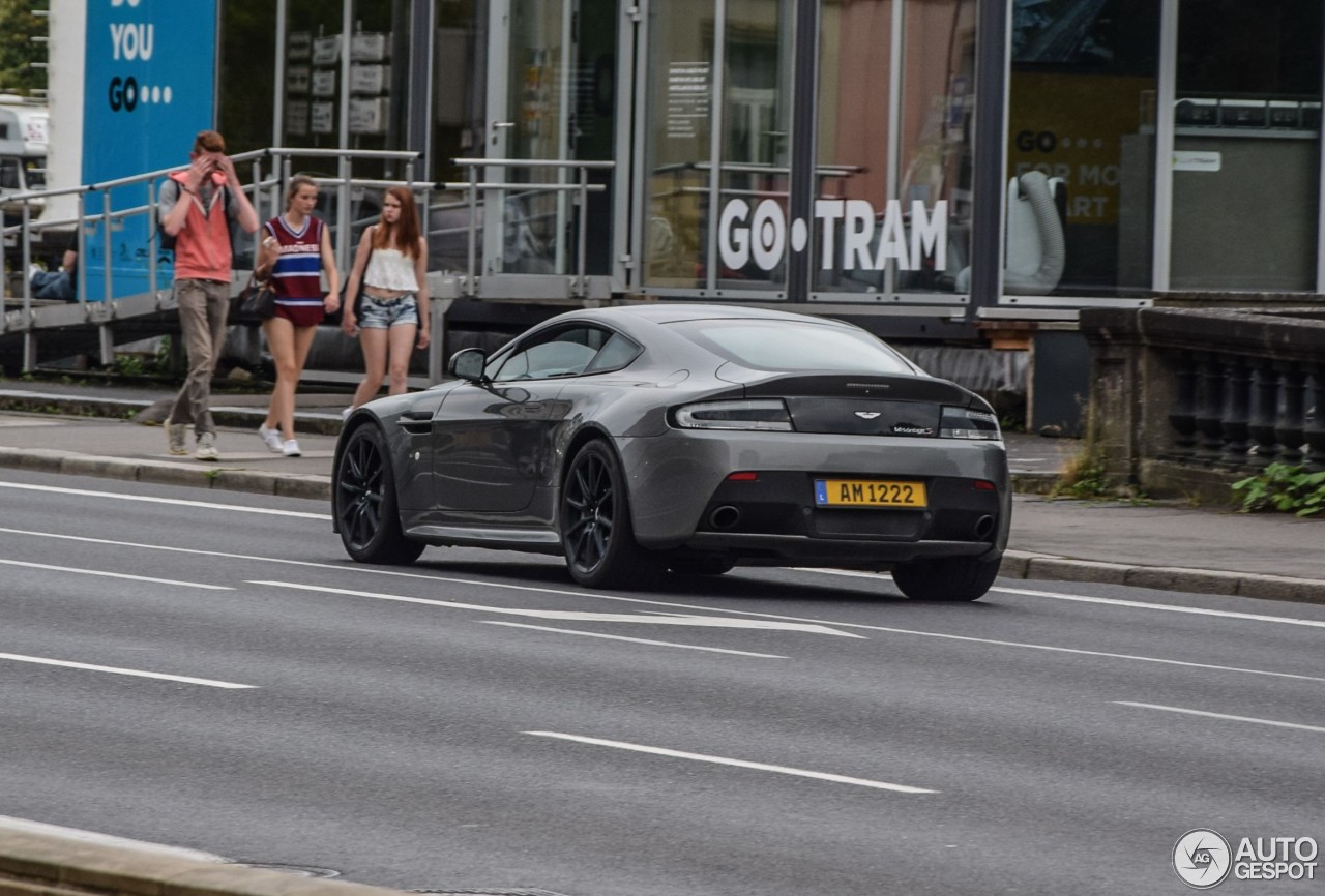 Aston Martin V12 Vantage S