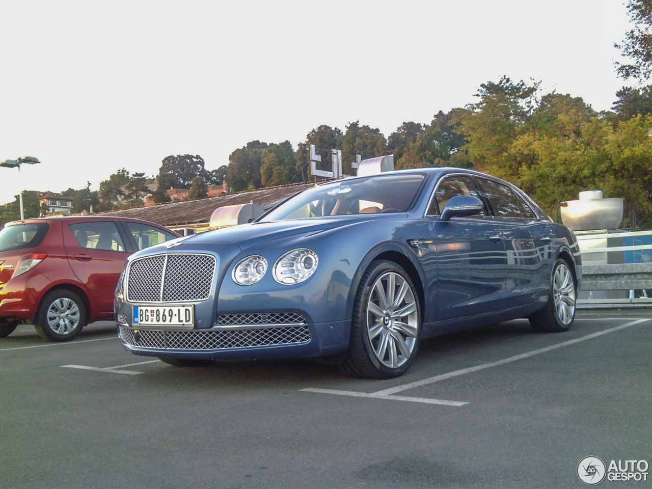 Bentley Flying Spur W12