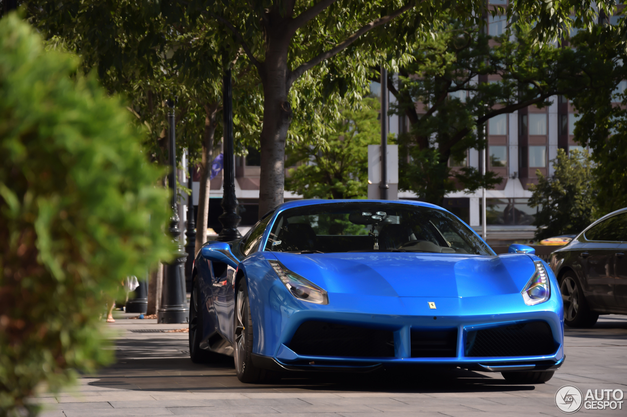 Ferrari 488 Spider Novitec Rosso