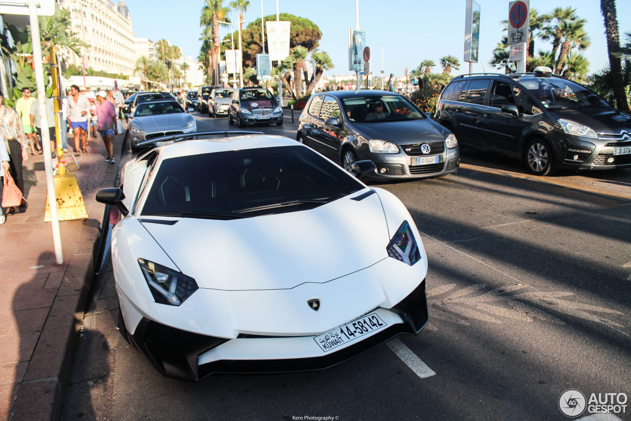 Lamborghini Aventador LP750-4 SuperVeloce