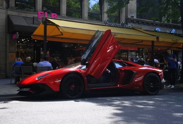 Lamborghini Aventador LP750-4 SuperVeloce