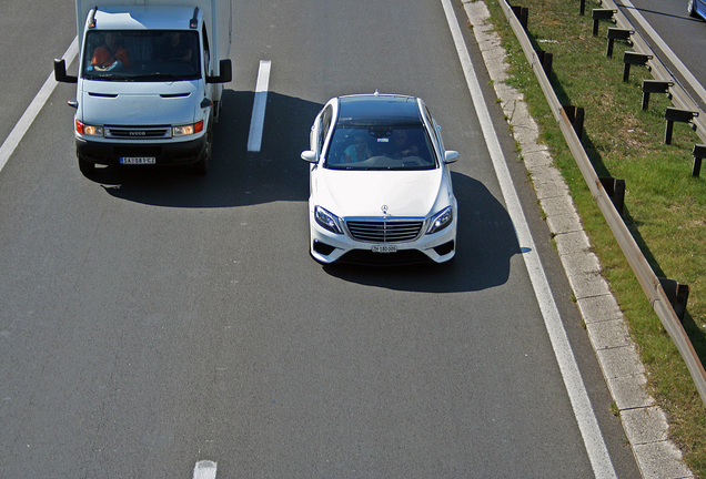 Mercedes-Benz S 63 AMG V222