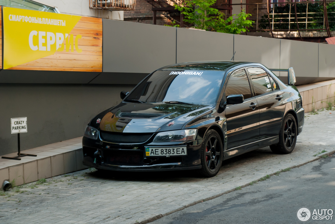 Mitsubishi Lancer Evolution IX MR