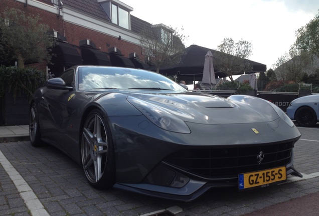 Ferrari F12berlinetta Novitec Rosso