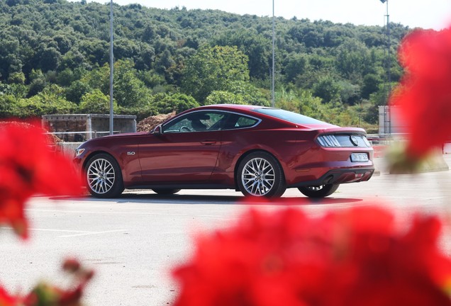 Ford Mustang GT 2015