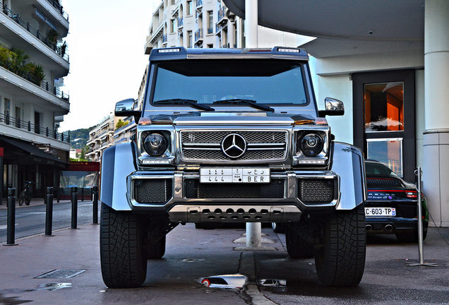 Mercedes-Benz G 500 4X4²