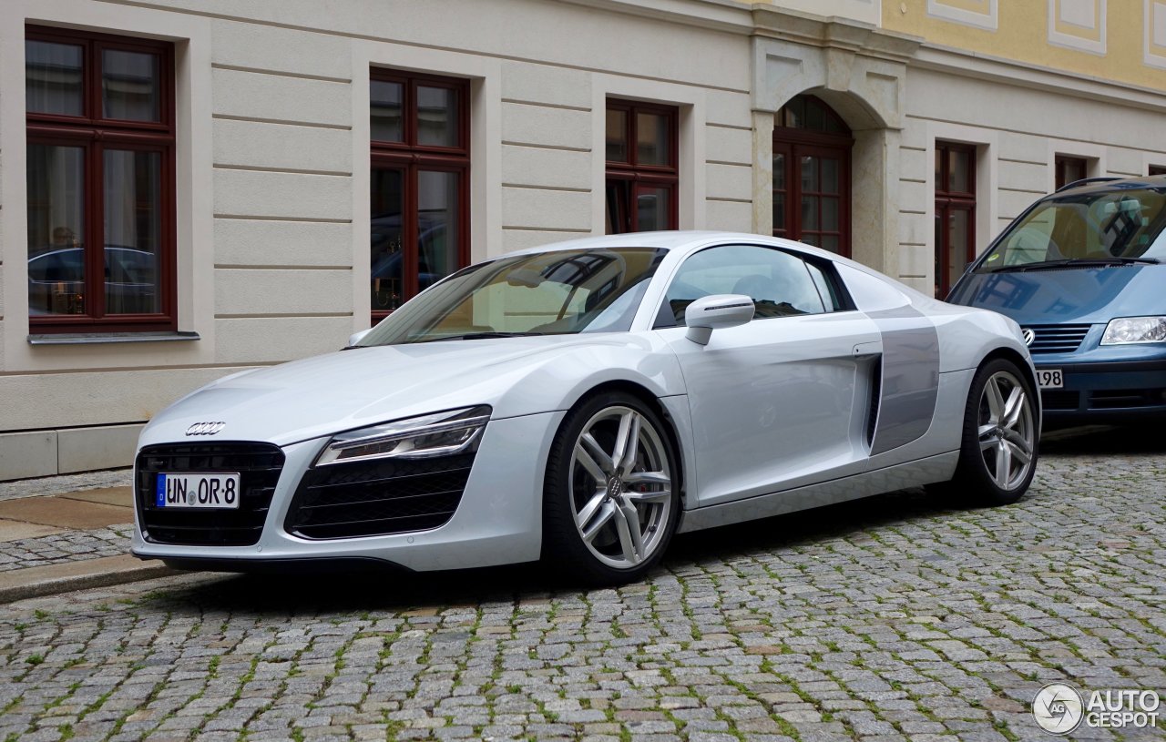 Audi R8 2013