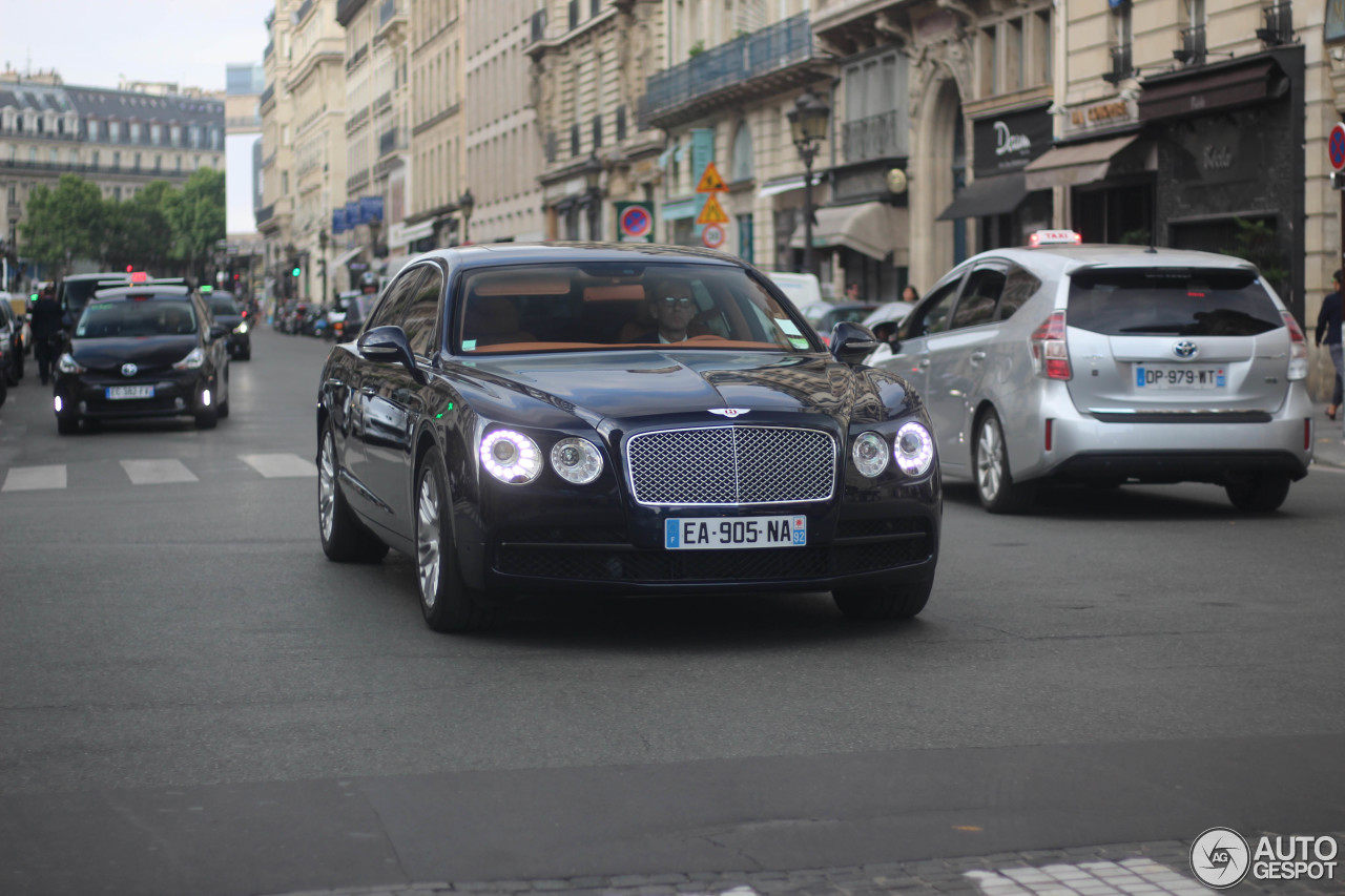 Bentley Flying Spur V8