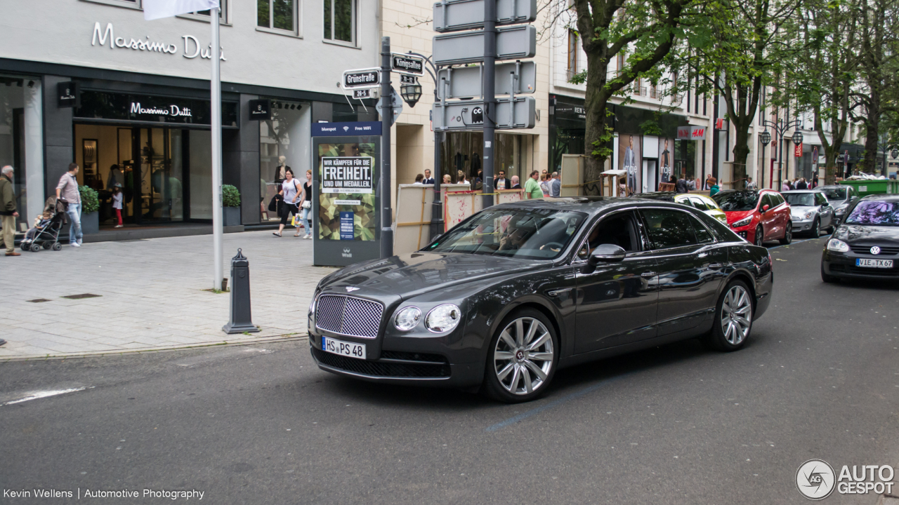 Bentley Flying Spur V8