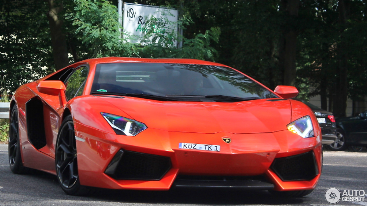 Lamborghini Aventador LP700-4