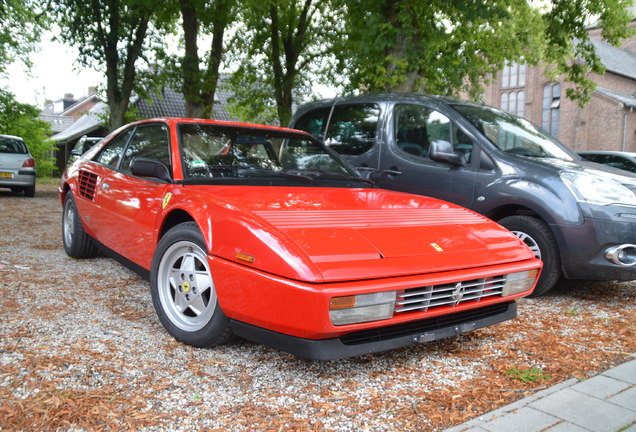 Ferrari Mondial 3.2