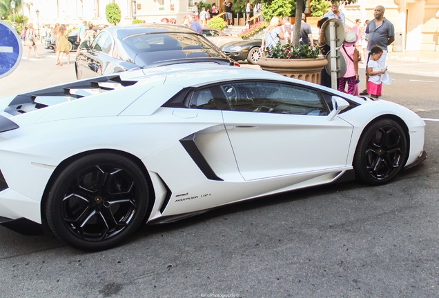 Lamborghini Aventador LP700-4