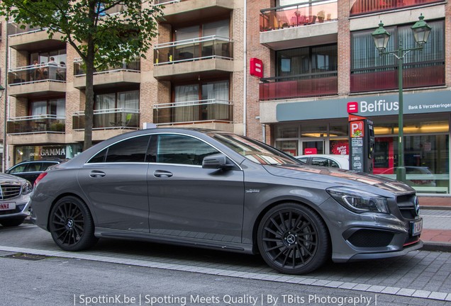 Mercedes-Benz CLA 45 AMG C117