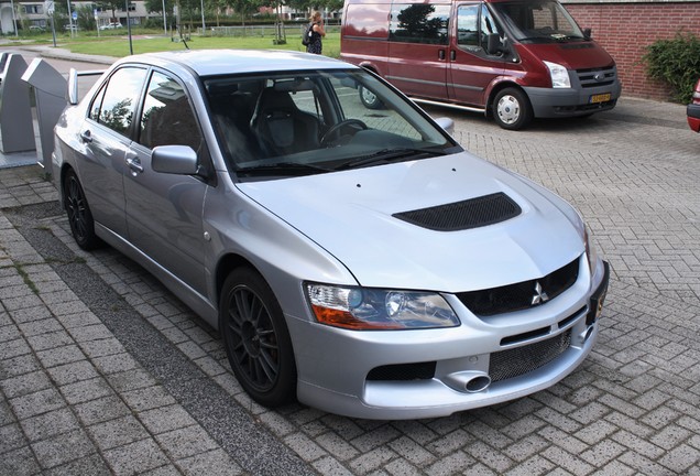 Mitsubishi Lancer Evolution IX