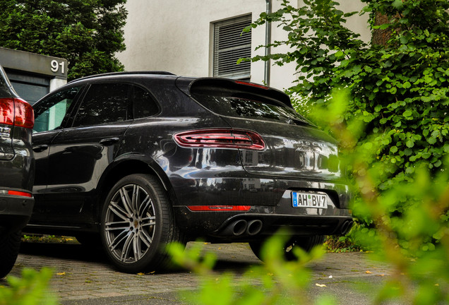 Porsche 95B Macan Turbo