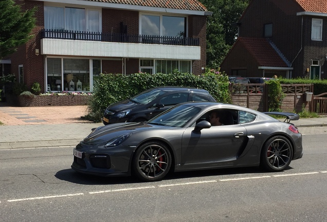 Porsche 981 Cayman GT4