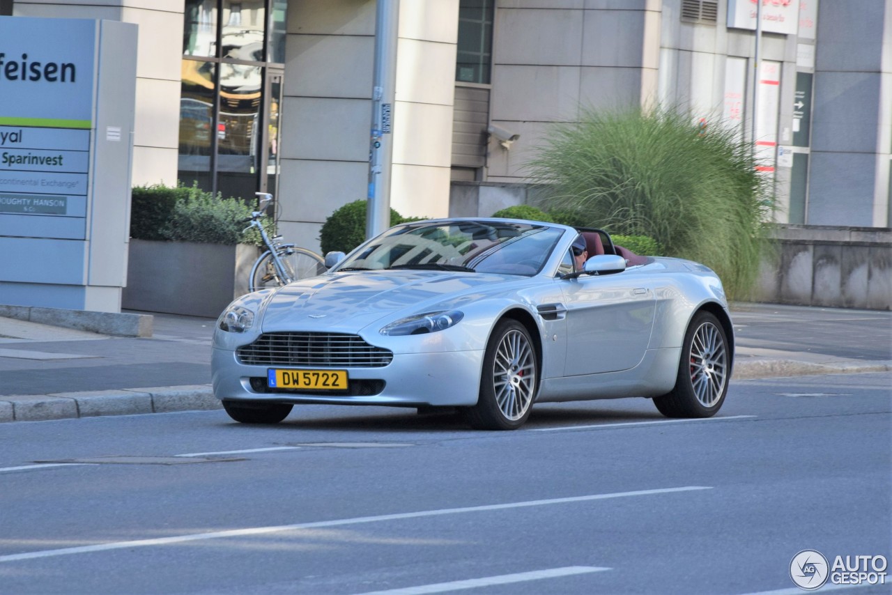 Aston Martin V8 Vantage Roadster