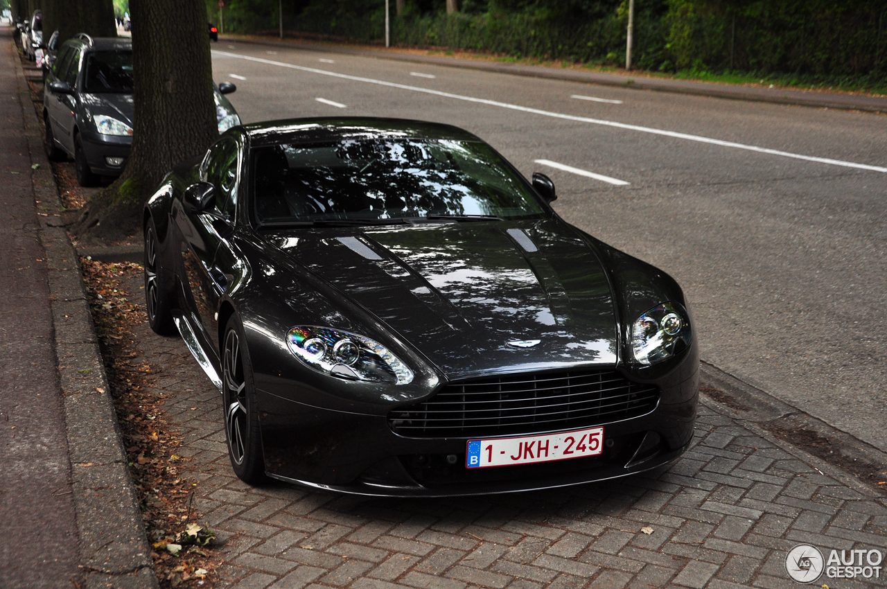 Aston Martin V8 Vantage S