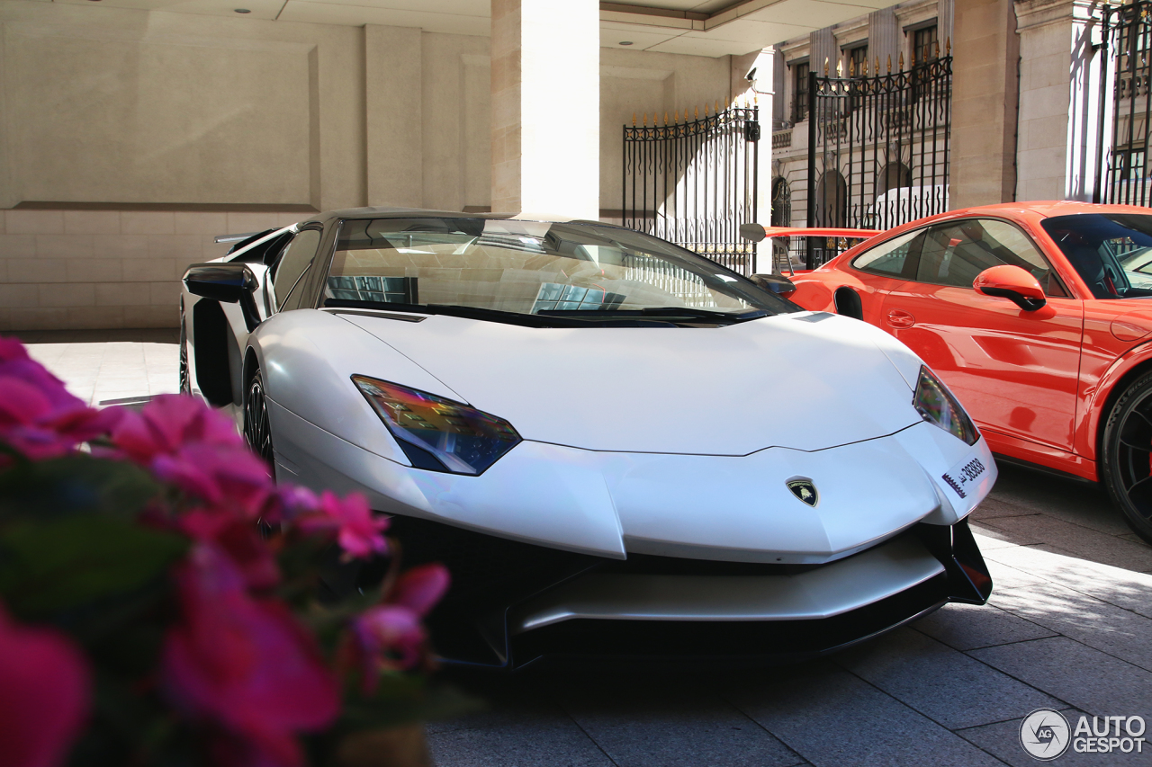 Lamborghini Aventador LP750-4 SuperVeloce Roadster