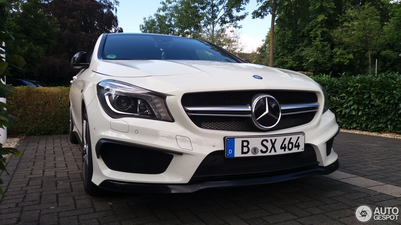 Mercedes-Benz CLA 45 AMG C117