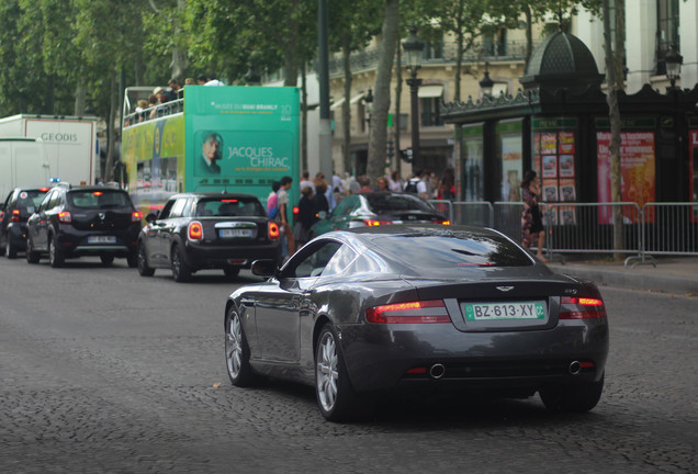 Aston Martin DB9