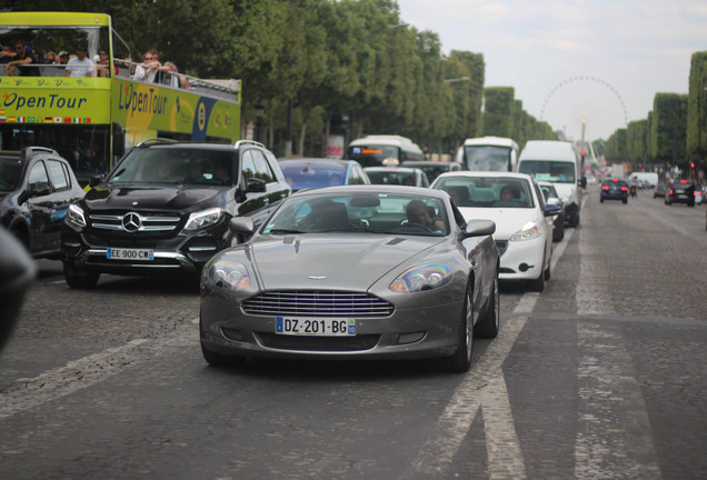 Aston Martin DB9