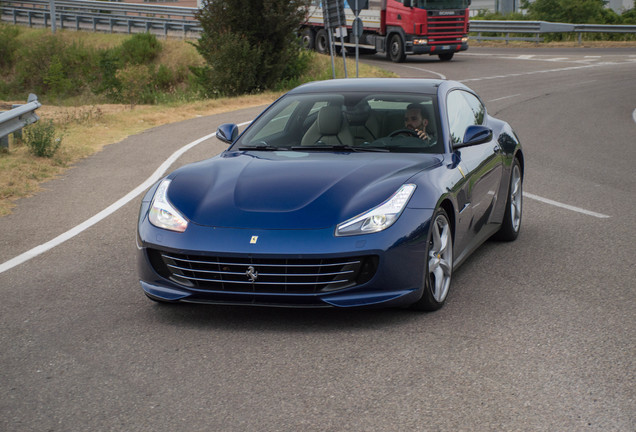 Ferrari GTC4Lusso