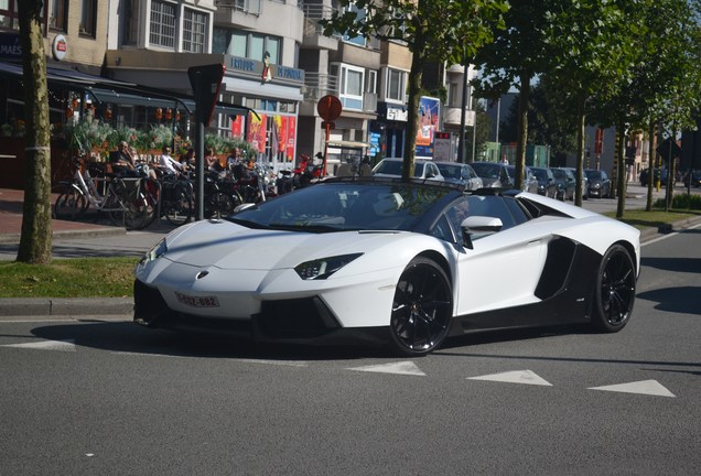 Lamborghini Aventador LP700-4 Roadster