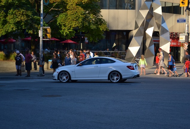 Mercedes-Benz C 63 AMG Coupé