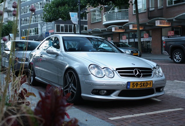 Mercedes-Benz CLK 55 AMG