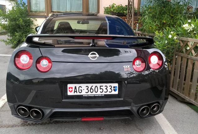 Nissan GT-R 2013